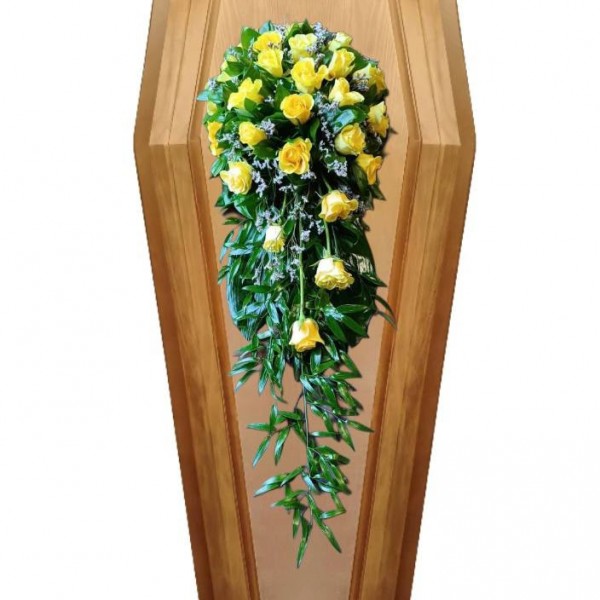 Композиция на крышку гроба из живых цветов № 38