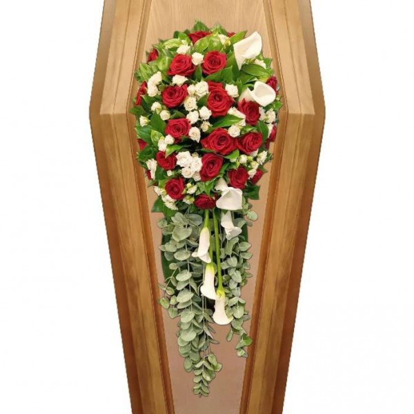 Композиция на крышку гроба из живых цветов № 40