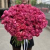 101 кустовая пионовидная роза Вишневая Джульетта