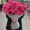 35 кустовых пионовидных роз Вишневая Джульетта