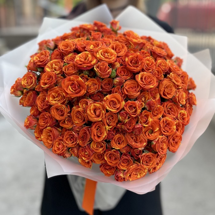 45 огненных кустовых роз Смэшинг 40 см