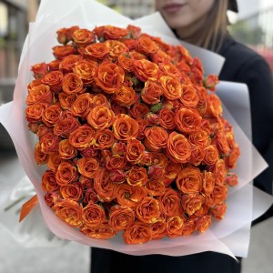 45 огненных кустовых роз Смэшинг 40 см