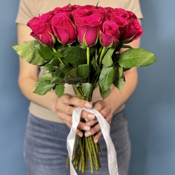 Малиновая Роза Такаци 40 см