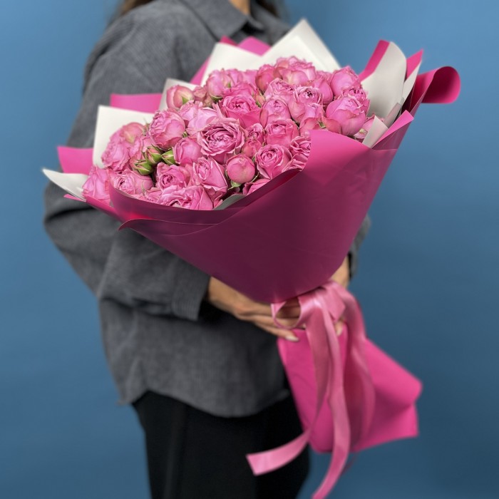 25 кустовых пионовидных Роз Мисти Баблс 40 см