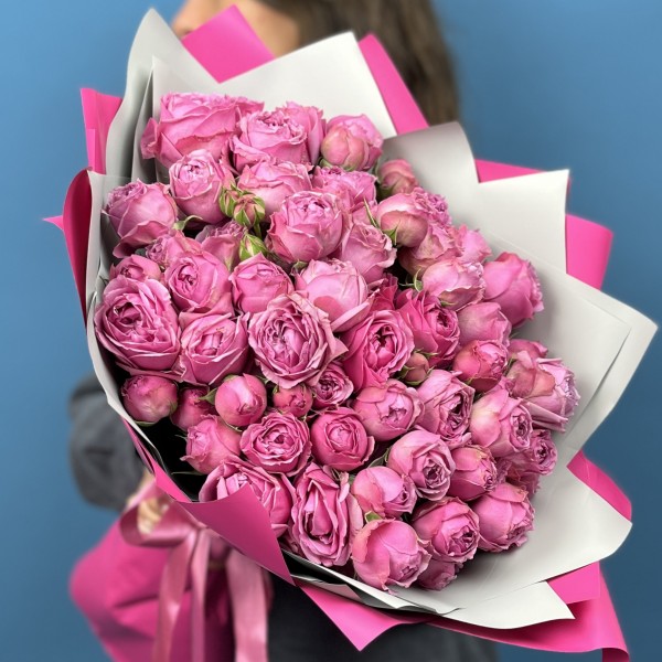 25 кустовых пионовидных Роз Мисти Баблс 40 см