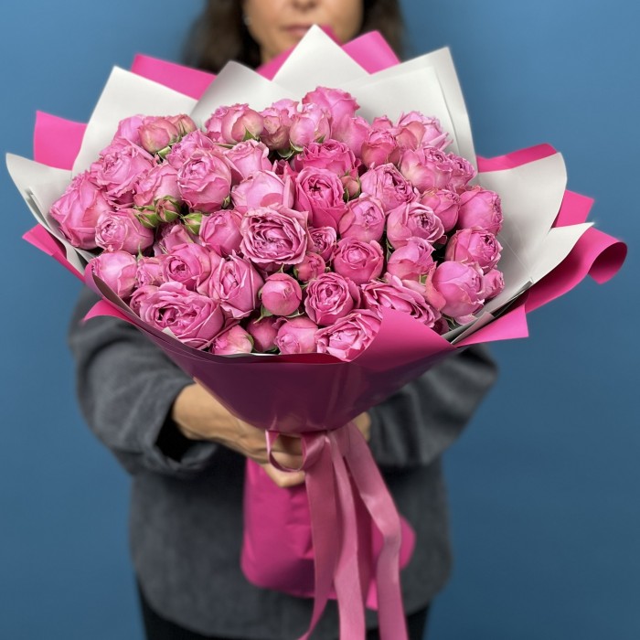 25 кустовых пионовидных Роз Мисти Баблс 40 см