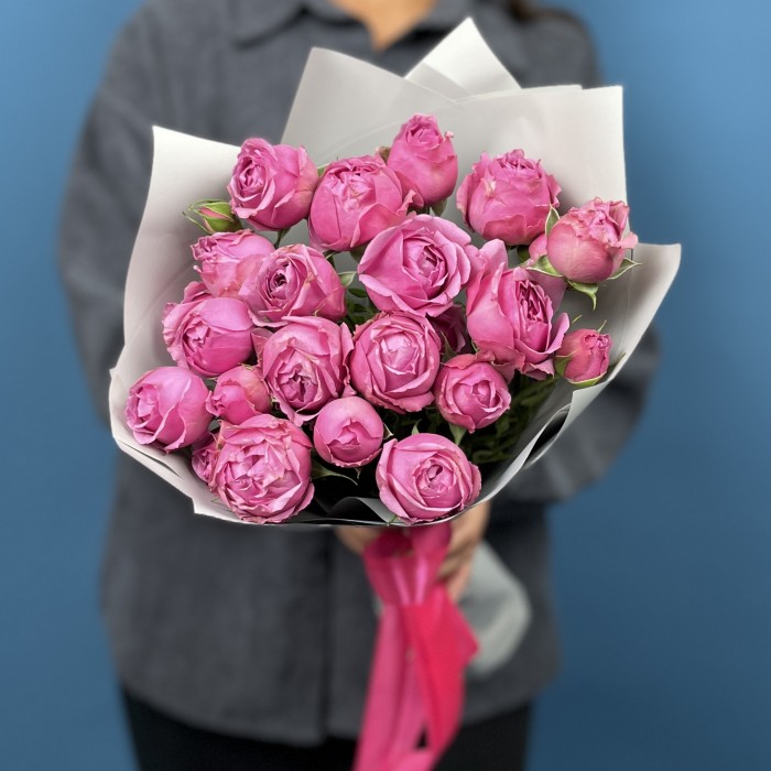 5 кустовых пионовидных Роз Мисти Баблс 40 см