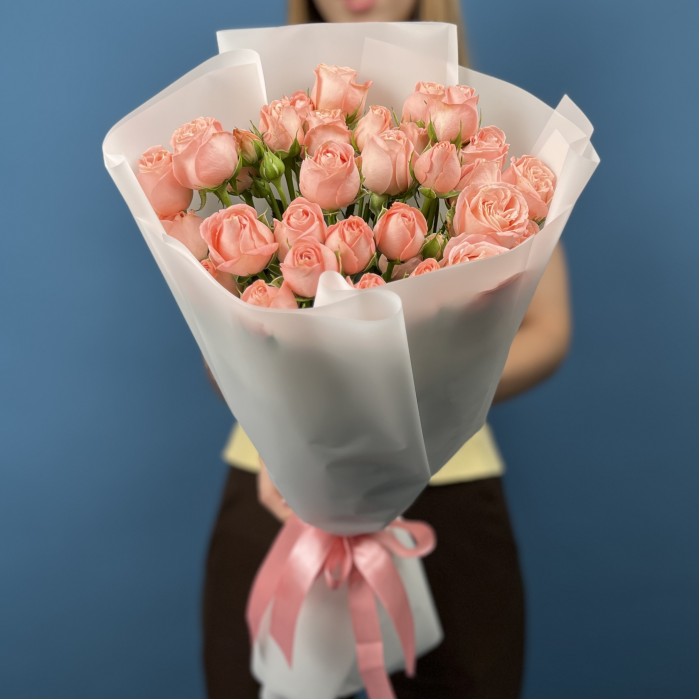 7 кустовых пионовидных роз Амэйзинг Мэджик 50 см