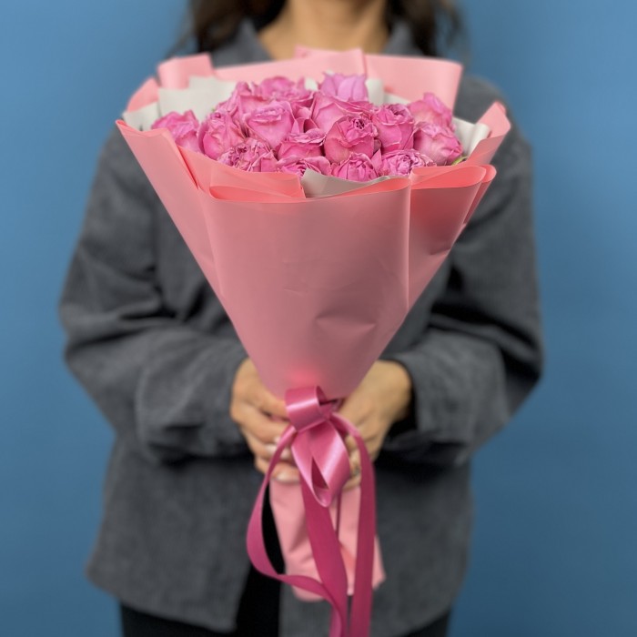 9 кустовых пионовидных Роз Мисти Баблс 40 см