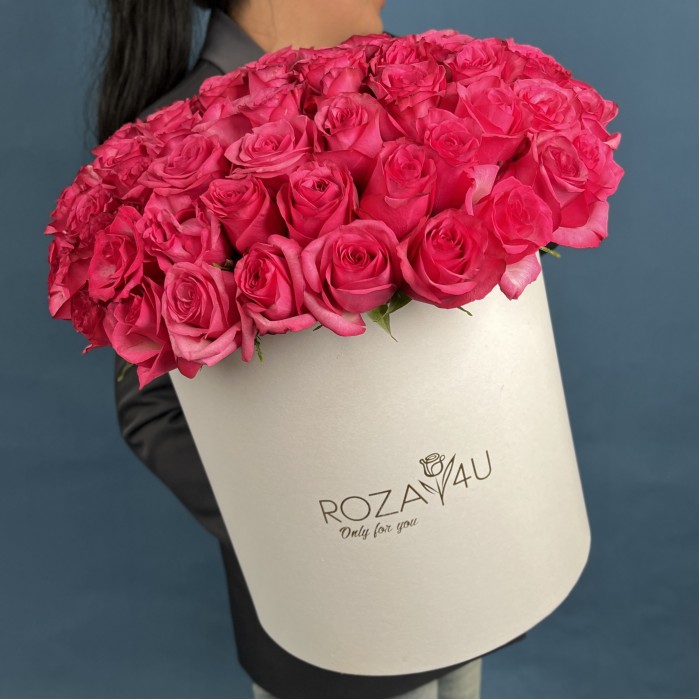 101 малиновая роза Палома Роял в коробке