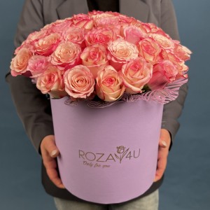 51 розовая роза Микс Алани в коробке