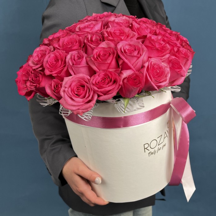 51 малиновая роза Палома Роял в коробке