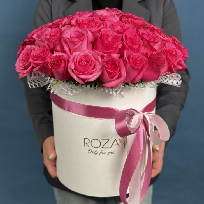 51 малиновая роза Палома Роял в коробке