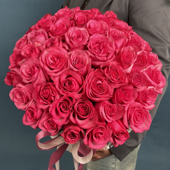 51 малиновая роза Палома Роял в коробке