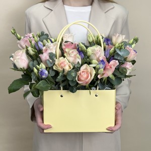 Букет дня в коробке Весеннее настроение