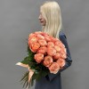 Букет из 25 пионовидных роз Кахала 60 см
