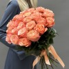 Букет из 25 пионовидных роз Кахала 60 см