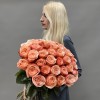 35 пионовидных роз Кахала 60 см