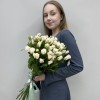 15 ароматных кустовых роз Роял Порцелина 60 см