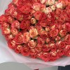 35 кустовых роз Саммер Дэнс 50 см