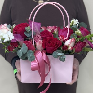 Букет дня в коробке Грация