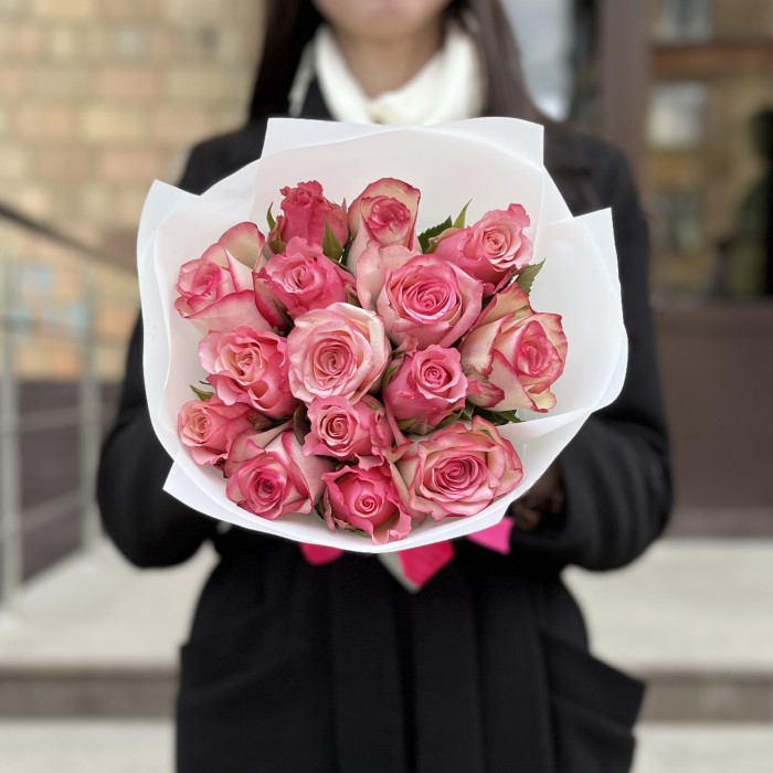 15 роз Алани микс 40 см