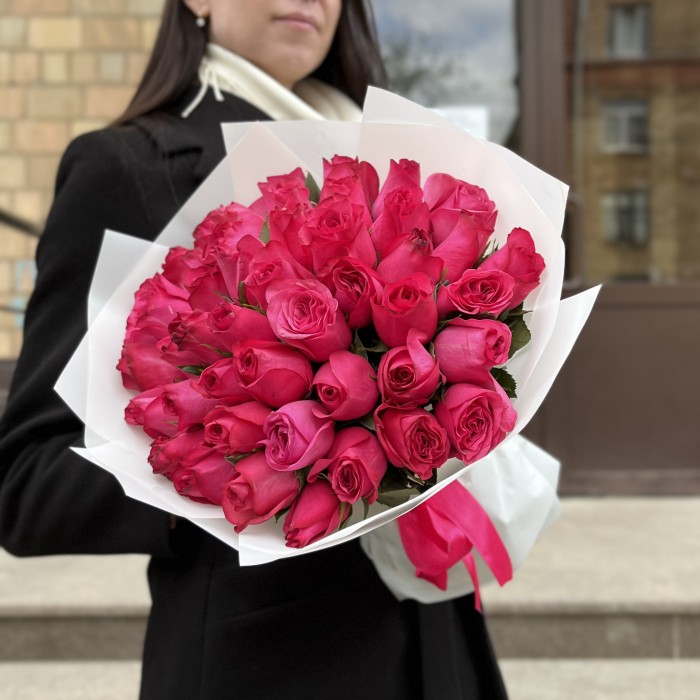 51 малиновая Роза Палома Роял 40 см