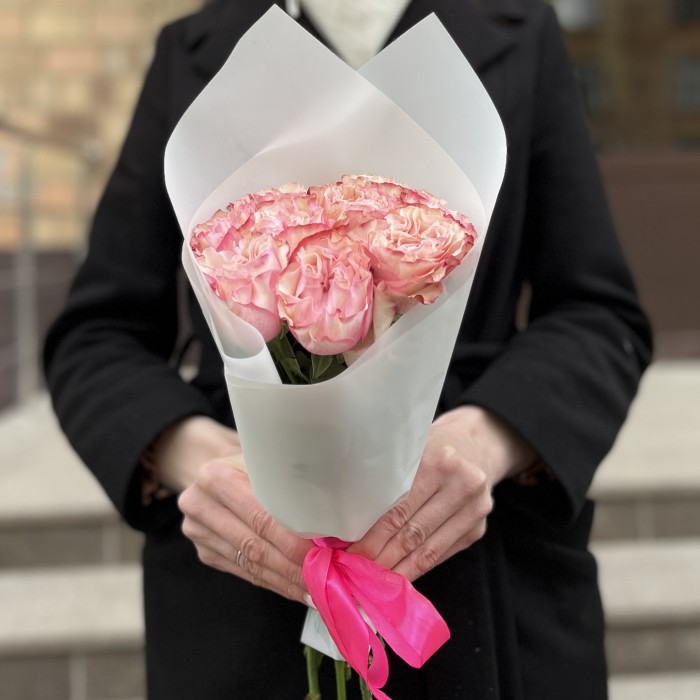 7 роз Кантри Кэнди 40 см