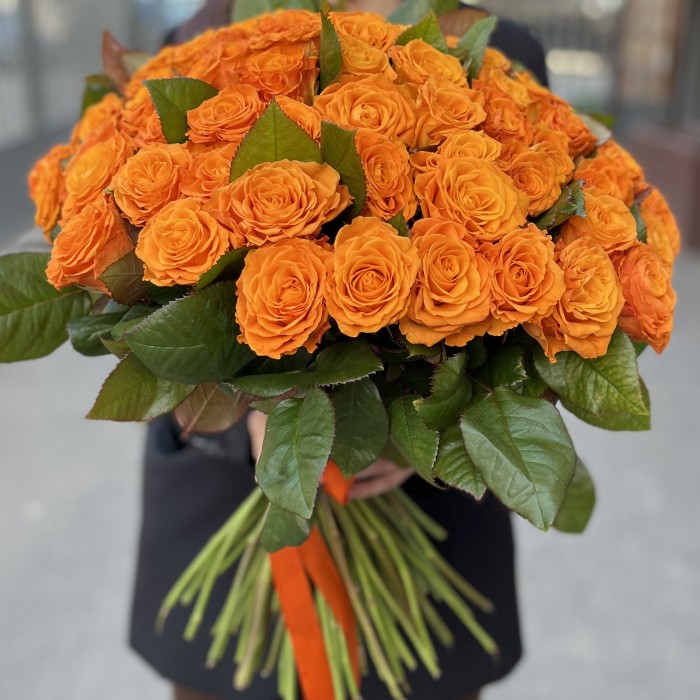 101 оранжевая Роза Элеганс 60 см