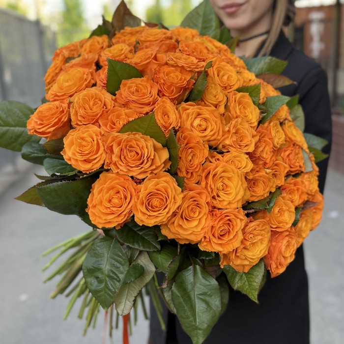 101 оранжевая Роза Элеганс 60 см