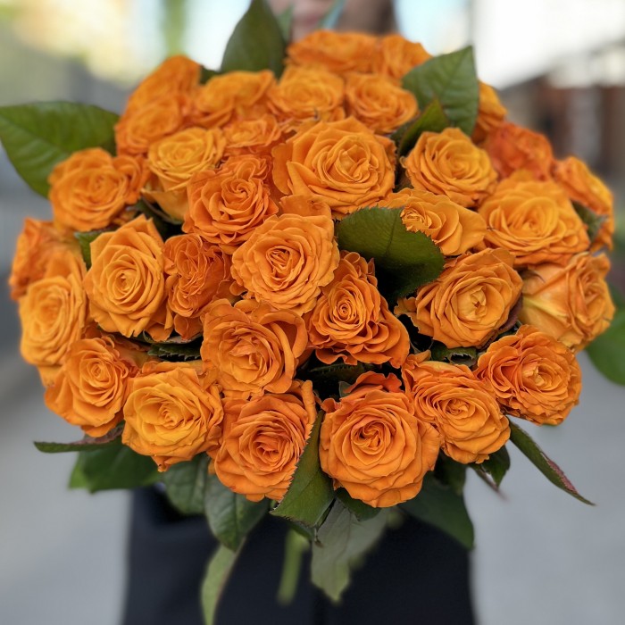 35 оранжевых Роз Элеганс 60 см