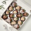 Большой клубничный бокс клубника с орехами