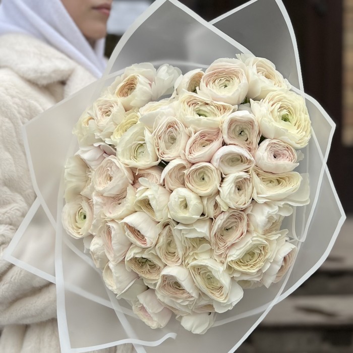 Букет из 51 Ранункулюса Ханой