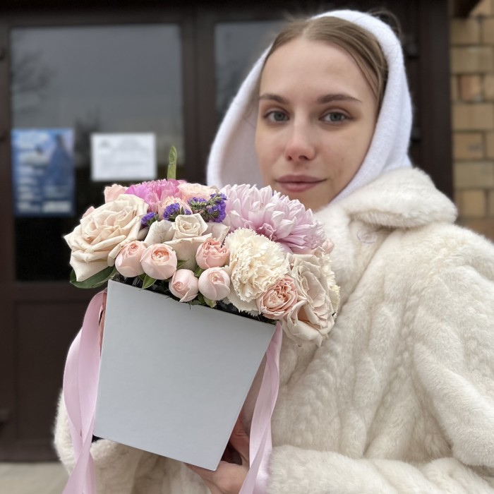 Нежный MIX в квадратной коробке