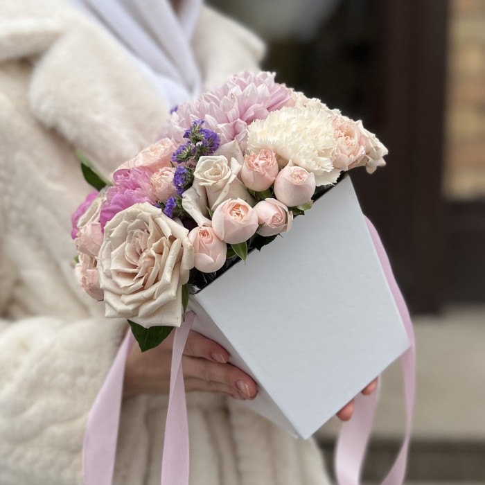 Нежный MIX в квадратной коробке