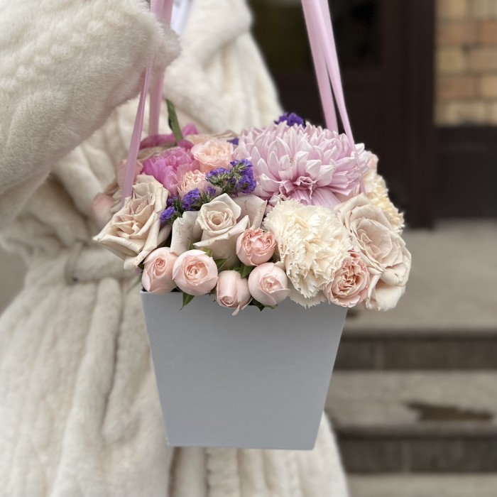 Нежный MIX в квадратной коробке