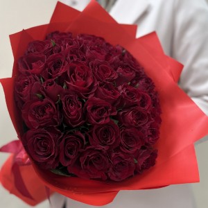 Букет дня с розами Радость