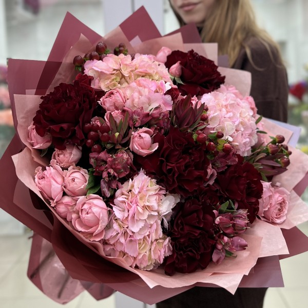 Авторский букет Вишневый Сад