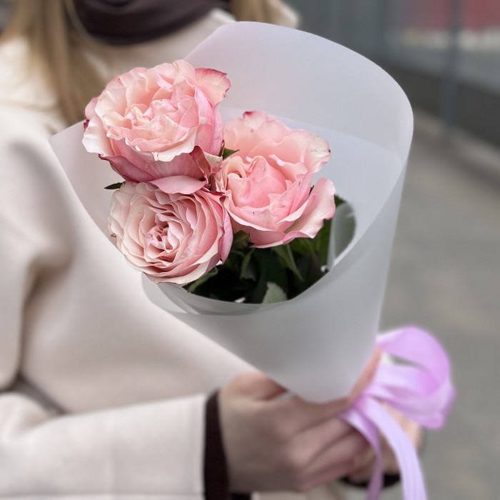 3 пионовидные розы Кантри Кэнди