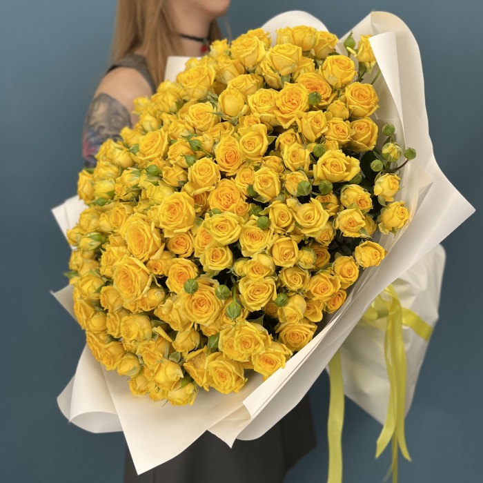 51 кустовая желтая Роза Еллоу бейби 50 см