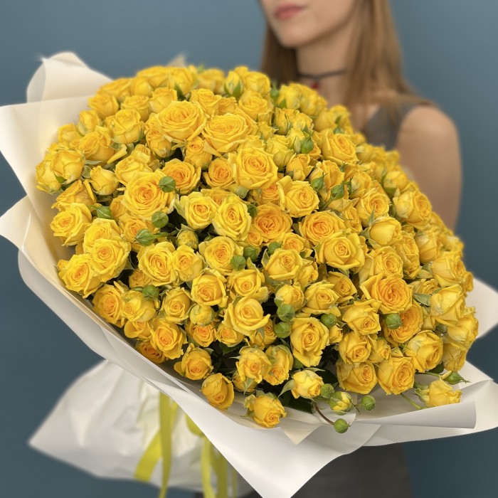 51 кустовая желтая Роза Еллоу бейби 50 см