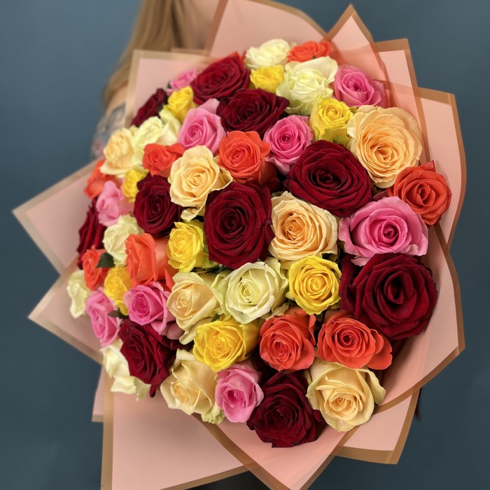 51 яркая роза MIX 60 см