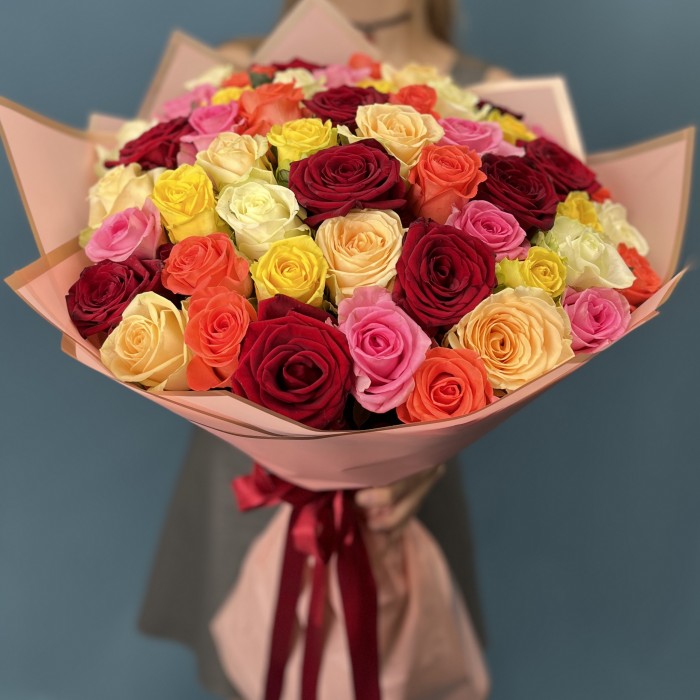 51 яркая роза MIX 60 см