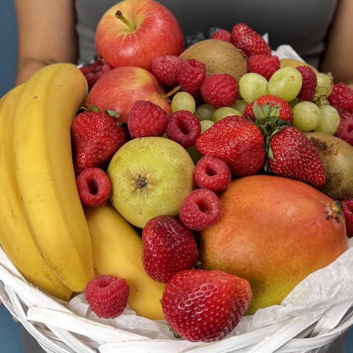 Фруктово-ягодная корзина тропический микс 3500гр
