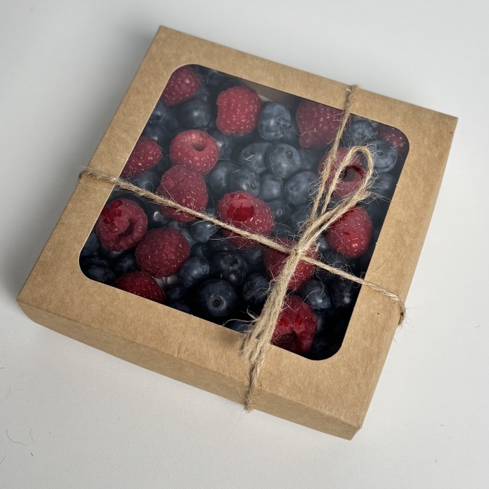 Свежий набор малины и голубики 250гр