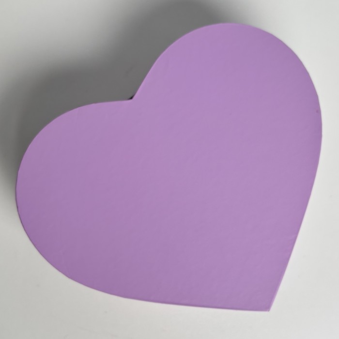 Виноград зеленый 500гр в коробке сердце