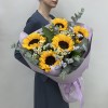 5 подсолнухов с ромашкой