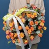 15 кустовых роз Этернал Флэйм в корзине