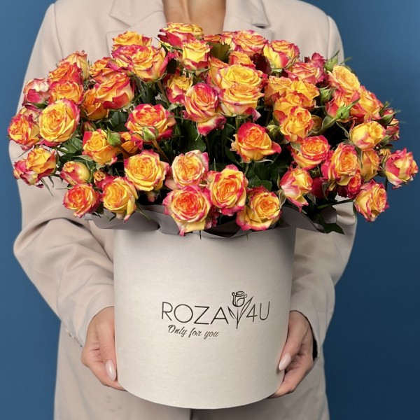 25 кустовых роз Саммер Дэнс в коробке