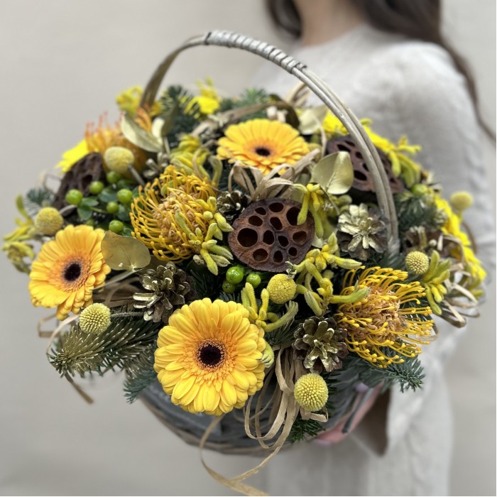 Букет дня в корзине Очарование